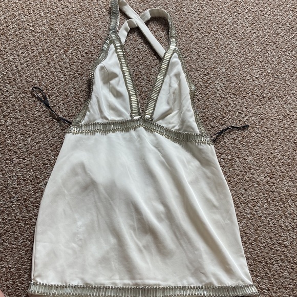 NBD Tavi Dress in White & Silver halter dress. Size med Great used condition. - Picture 6 of 7